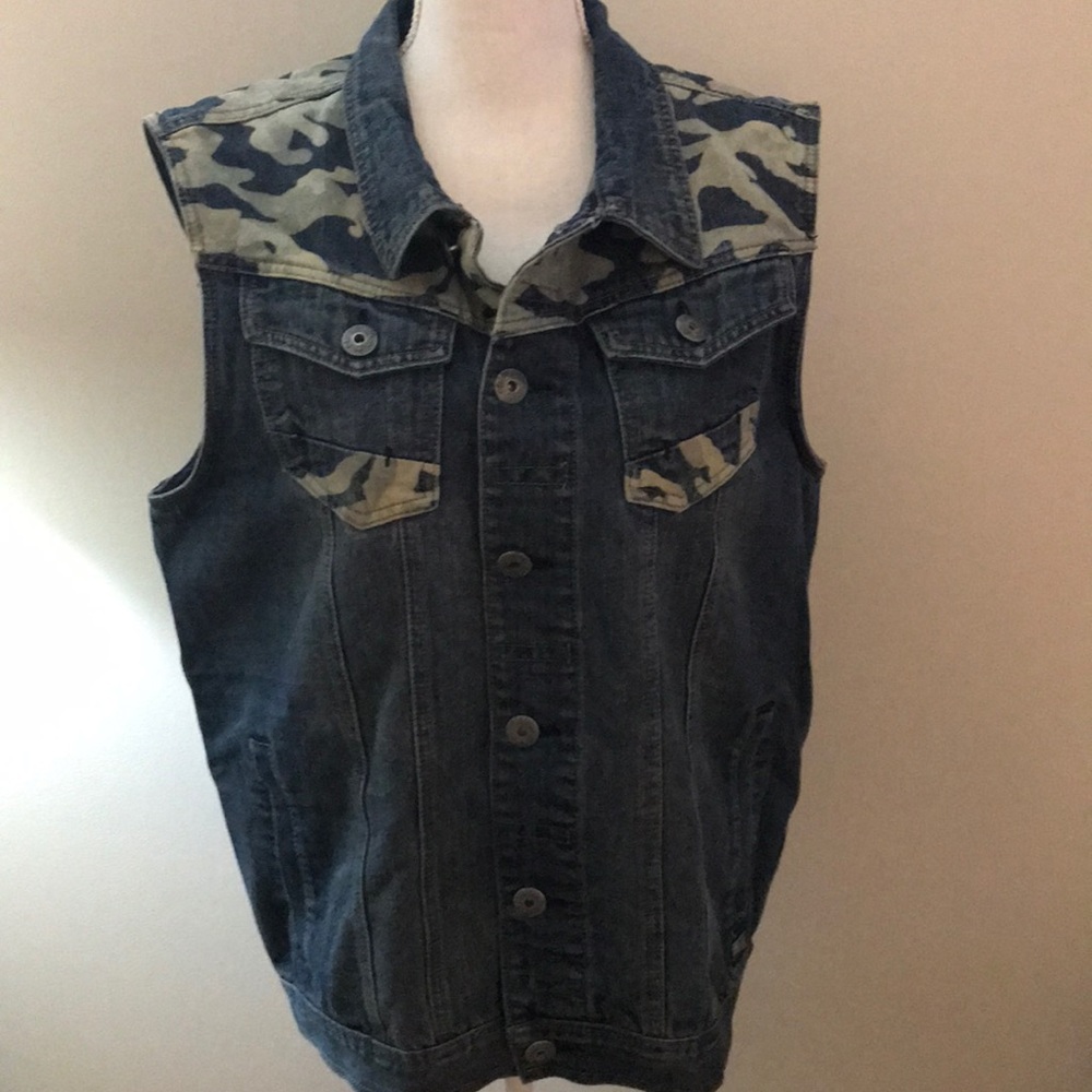 M.O. Seven originals men’s large